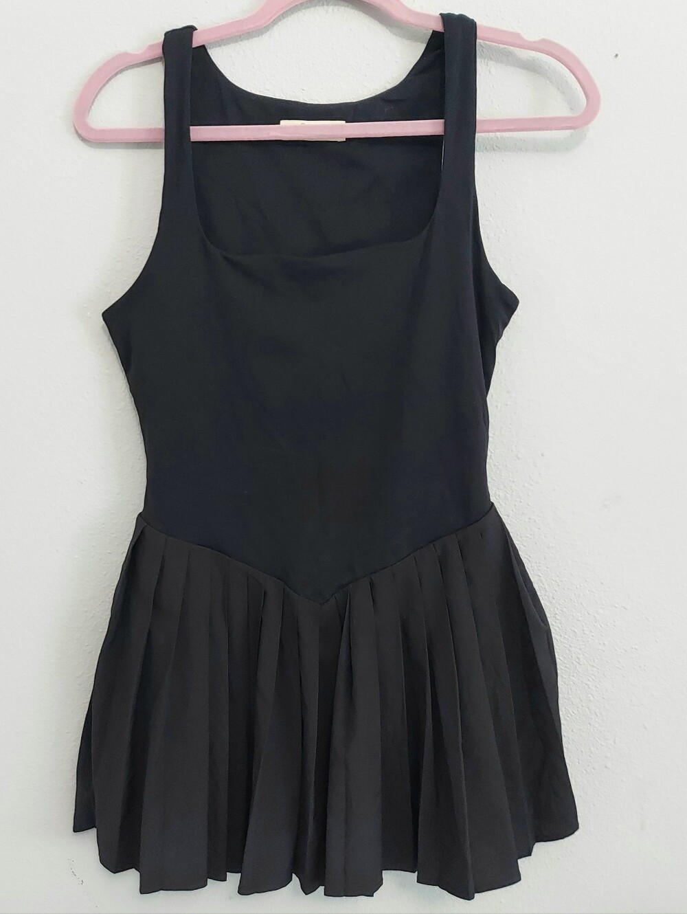 Qinsen Pleated Tennis Dress With Built In Shorts Black Size Small Athletic
